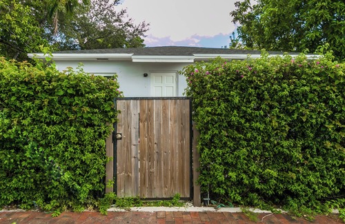 East Little Havana Apartment | Charming 1-bedroom apartment in wonderful Miami with AC, WiFi, fitness room