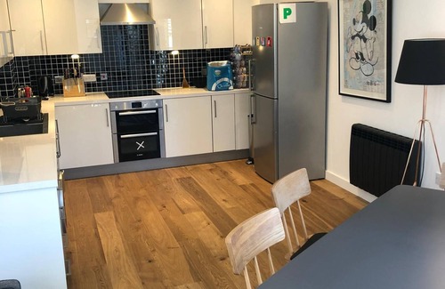 Cathedrals Condo | Charming 1-Bedroom Retreat in Central Borough