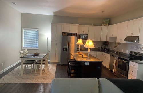 Osage Beach House | Charming 1-bedroom house with WiFi in wonderful Osage Beach