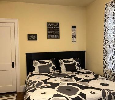 West Price Hill Apartment | Charming 1 BR Apt 6 miles from Downtown!