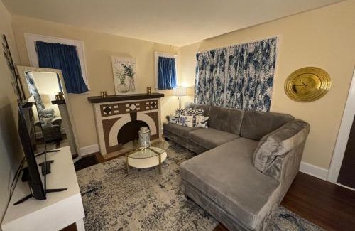 West Price Hill Apartment | Charming 1 BR Apt 6 miles from Downtown!