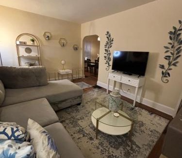 West Price Hill Apartment | Charming 1 BR Apt 6 miles from Downtown!