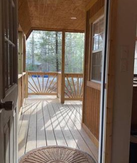 Marion House | Charming 1 BR Compact Cabin