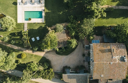Bordils Cottage | Charming 11-Bedroom Masia with Private Pool Near Costa Brava, 22 Guests, Wi-Fi Included