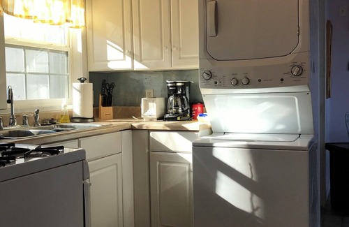 Queenstown Cottage | Charming 1BR cottage w/WiFi, AC in wonderful Wye Mills