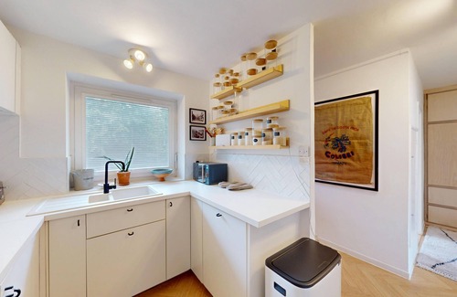 Chelsea Riverside Apartment | Charming 1BR Flat Steps from King's Road in Chelsea