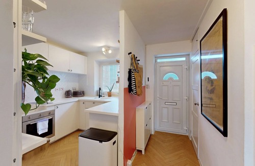 Chelsea Riverside Apartment | Charming 1BR Flat Steps from King's Road in Chelsea
