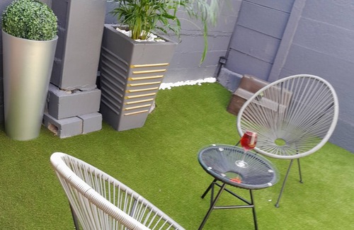 Trawal Apartment | Charming 2-bed apartment with AC and WiFi in enchanting Brackenfell, Cape Town