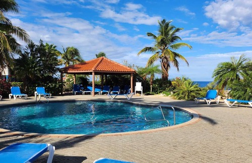 Sabana Westpunt House | Charming 2-bedroom villa in enchanting Sabana Westpunt with AC, WiFi