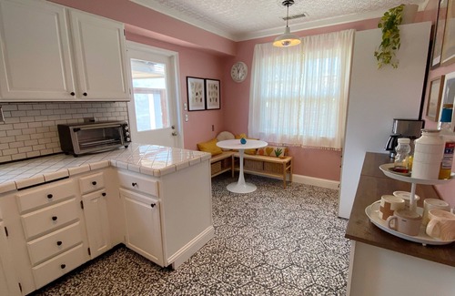 San Luis Obispo House | Charming 2-bedroom historic bungalow - Downtown SLO