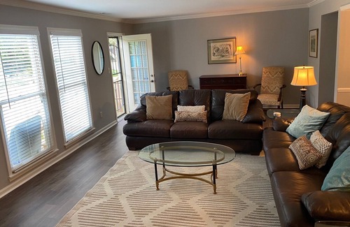 Cahaba Heights House | Charming 2 Bedroom Townhome