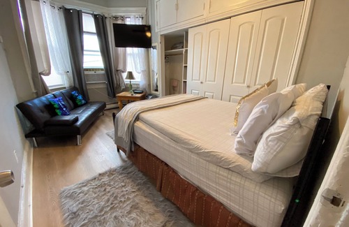 West New York House | Charming 2 bedrooms apt 10 mins to NyCity