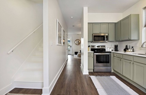 Ocean Springs Cottage | Charming 2-bedroom cottage in peaceful Ocean Springs with AC