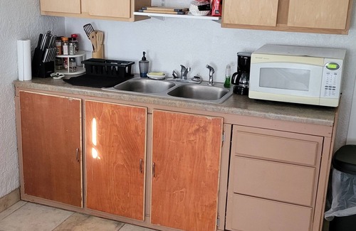Radium Springs Other | Charming 2-bedroom adobe casita in the country and farms