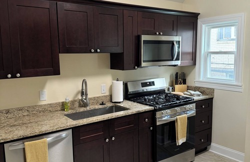 Ingram Apartment | Charming 2-bedroom apartment