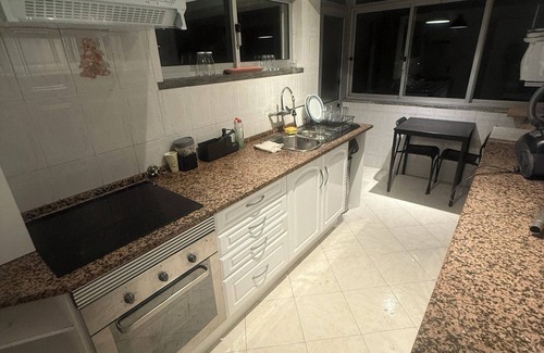Estoril Cabin | Charming 2-bedroom apartment with AC, WiFi in lovely Estoril! Beach in 2km