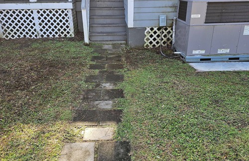 Eastside Condo | Charming 2-bedroom condo in Savannah, 10 mins dr. River st and downtwn