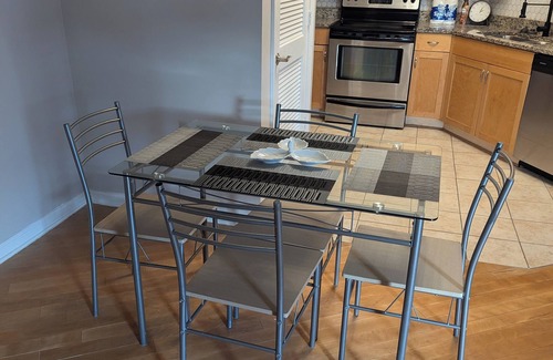 Washington Park Condo | Charming 2-bedroom condo with AC, WiFi in fabulous Atlanta