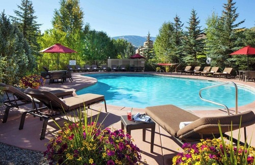 Avon Villa | Charming 2-bedroom condo with WiFi, fitness room in brilliant Avon
