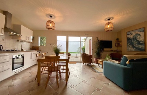 Saille Cottage | Charming 2-Bedroom Cottage Near Guérande and La Baule Beaches, with Terrace and WiFi