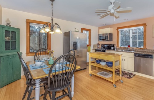 Accord Cottage | Charming 2-bedroom cottage with large deck in beautiful Accord NY.