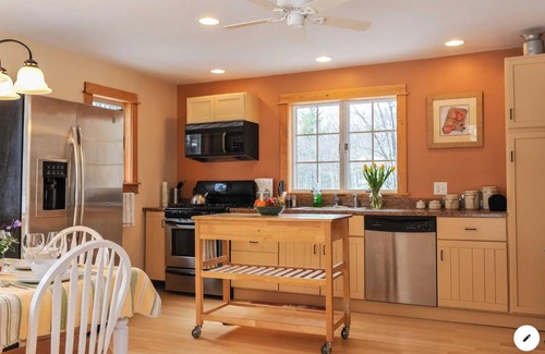 Accord Cottage | Charming 2-bedroom cottage with large deck in beautiful Accord NY.