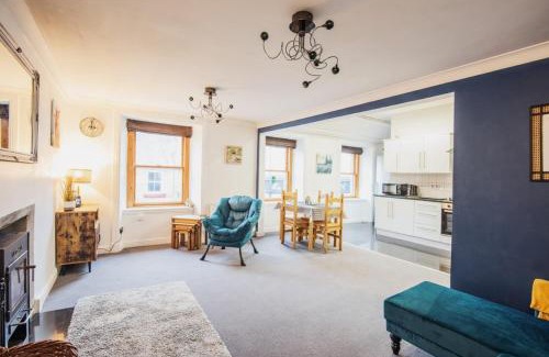 Kirriemuir Apartment | Charming 2 Bedroom Flat in the Heart of Kirriemuir