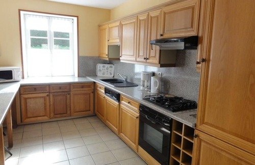 Neville-sur-Mer Cottage | Charming 2-Bedroom House with Garden, BBQ, and Fireplace in Vicq-sur-Mer