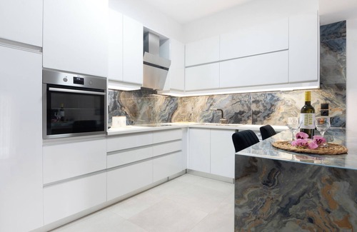 Markopoulo Mesogaias House | Charming 2-bedroom house with WiFi and AC in wonderful Porto Rafti