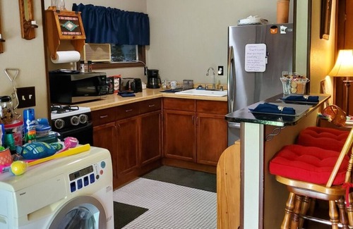 Brainerd House | Charming 2-bedroom house with AC, WiFi in delightful Brainerd