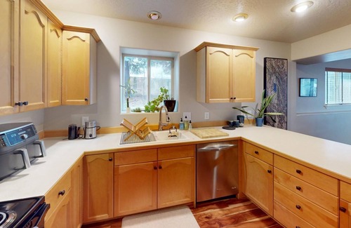 Southgate Triangle House | Charming 2-bedroom house with over 1700 sf in Missoula.