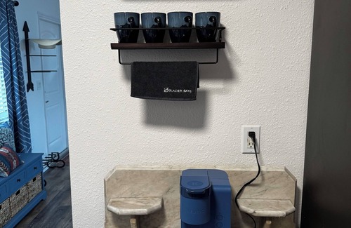 Port Malabar House | Charming 2-bedroom house in amazing Palm Bay with WiFi, AC