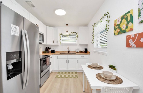 Taft House | Charming 2-bedroom house in Orlando