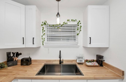 Taft House | Charming 2-bedroom house in Orlando