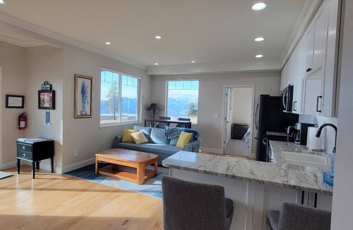 Chelan House | Charming 2-bedroom house in delightful Chelan with WiFinHelicopter tours, view