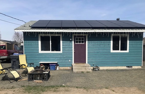Selah House | Charming 2-bedroom house with AC and WiFi in delightful Selah