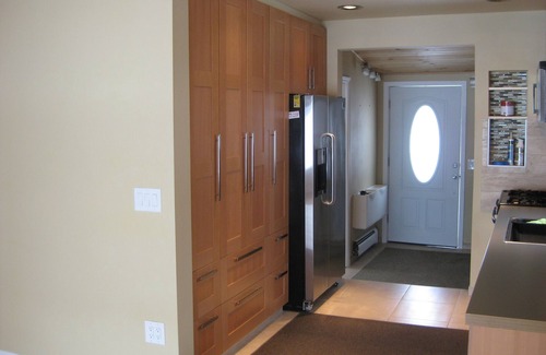 Hartford House | Charming 2-bedroom Lake House