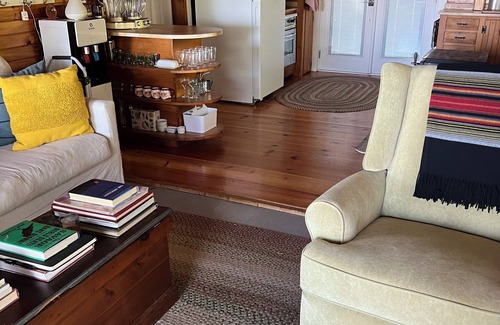 Unity Cottage | Charming 2-Bedroom Lake Front Cottage with WiFi and A/C on Tranquil Unity Pond