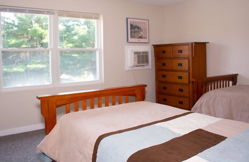 East Falmouth Resort | Charming 2-bedroom resort with AC, WiFi in tranquil Falmouth