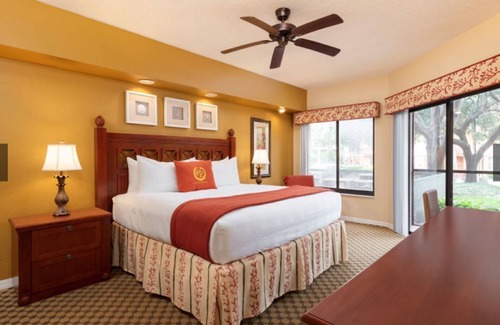 Florida Central Atlantic Coast Resort | Charming 2-bedroom resort with fitness room, WiFi in fabulous Orlando