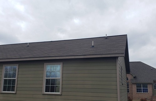 Thurber House | Charming 2-bedroom RV in fabulous Gordon with AC