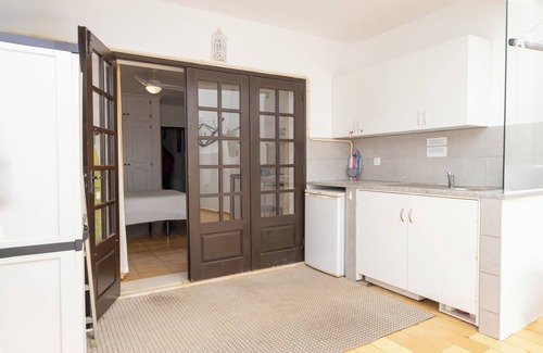 Luz House | Charming 2-bedroom townhome with WiFi, AC in pleasant Luz