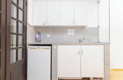 Luz House | Charming 2-bedroom townhome with WiFi, AC in pleasant Luz