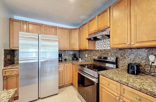 North Beach House | Charming 2-bedroom house in lovely Miami Beach with WiFi, AC