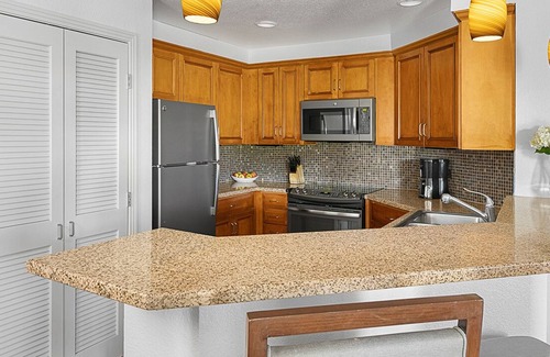 Palm Desert Hotel | Charming 2-bedroom villa in Palm Desert with all amenities, Full Kitchen