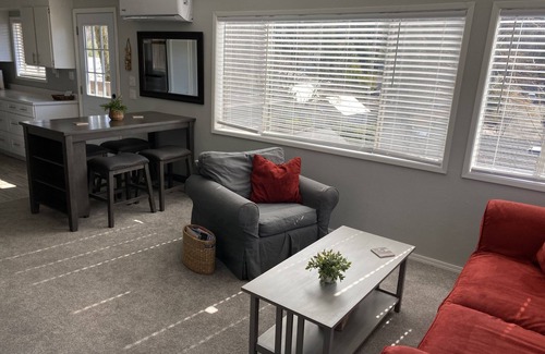 Placerville House | Charming 2 bedroom guesthouse in the Heart of Town