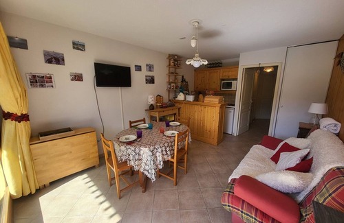 Montgenevre Apartment | Charming 2-room apartment with balcony in Montgenèvre