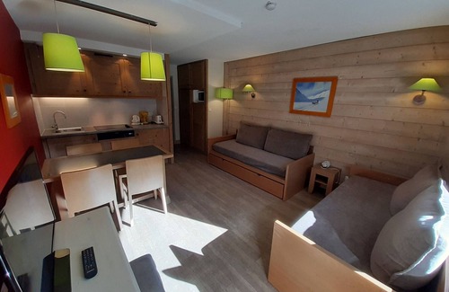 La Perriere Apartment | Charming 2-room central apt, south balcony, parking, pets allowed