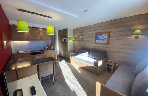 La Perriere Apartment | Charming 2-room central apt, south balcony, parking, pets allowed