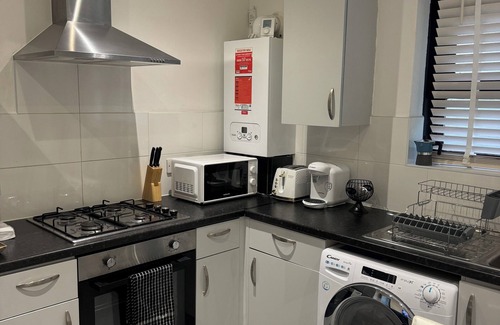 Bromley South Apartment | Charming 2BD Flat Excellent Location